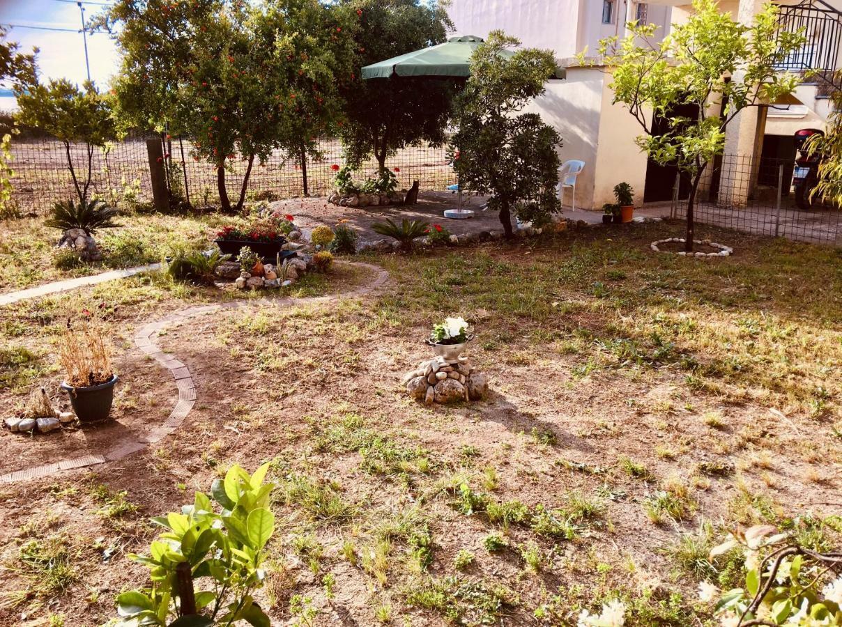 Eleutheria Rooms Igoumenitsa Exterior foto